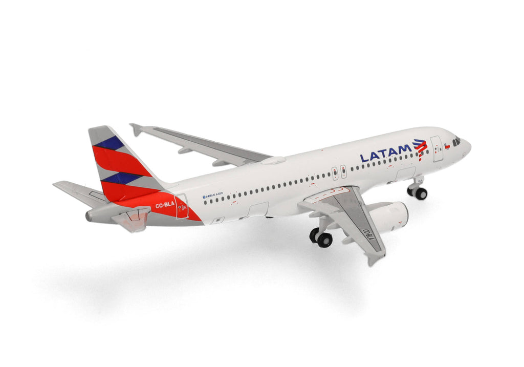 A320 LATAM Airlines Chile 1:500 Herpa