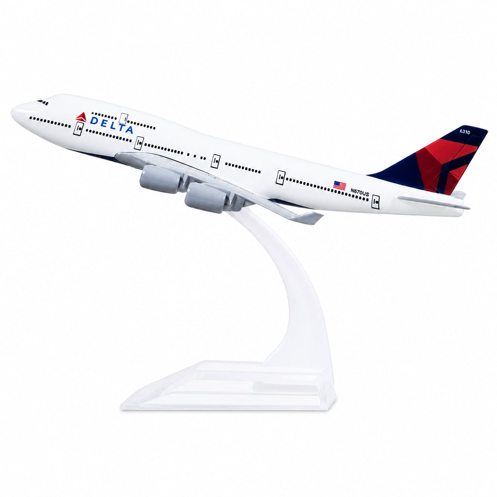 B747 Delta Airlines 1:400 (16 cm)