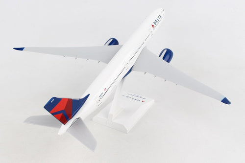 Airbus A330-900 Neo Delta 1:200 Daron Skymarks