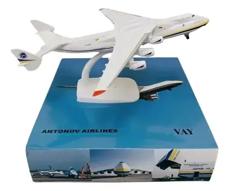 Antonov 225 Mriya Escala 1:400 (20 Cm)