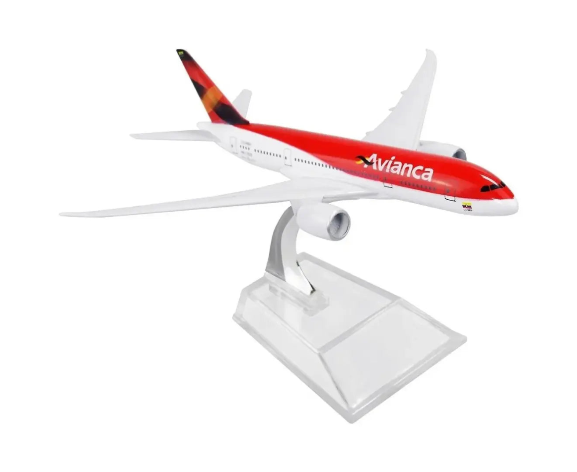 B787 Avianca 1:400 (16 cm)