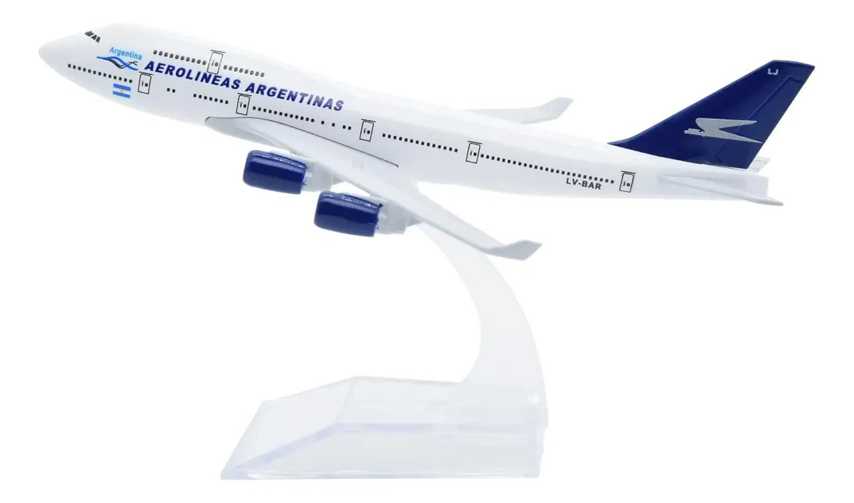 B747 Aerolineas Argentinas 1:400 (16 cm)