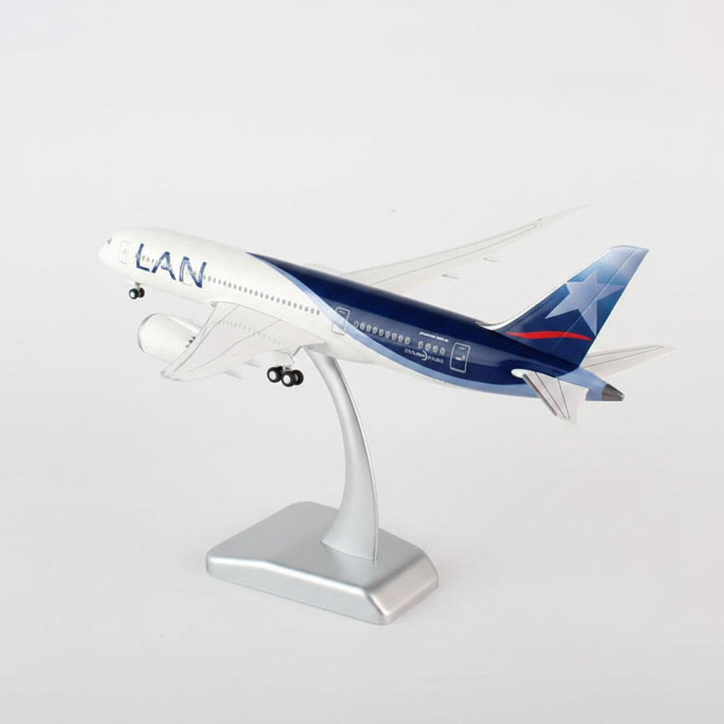 Boeing 787-8 LAN 1:200 Hogan HG1769G