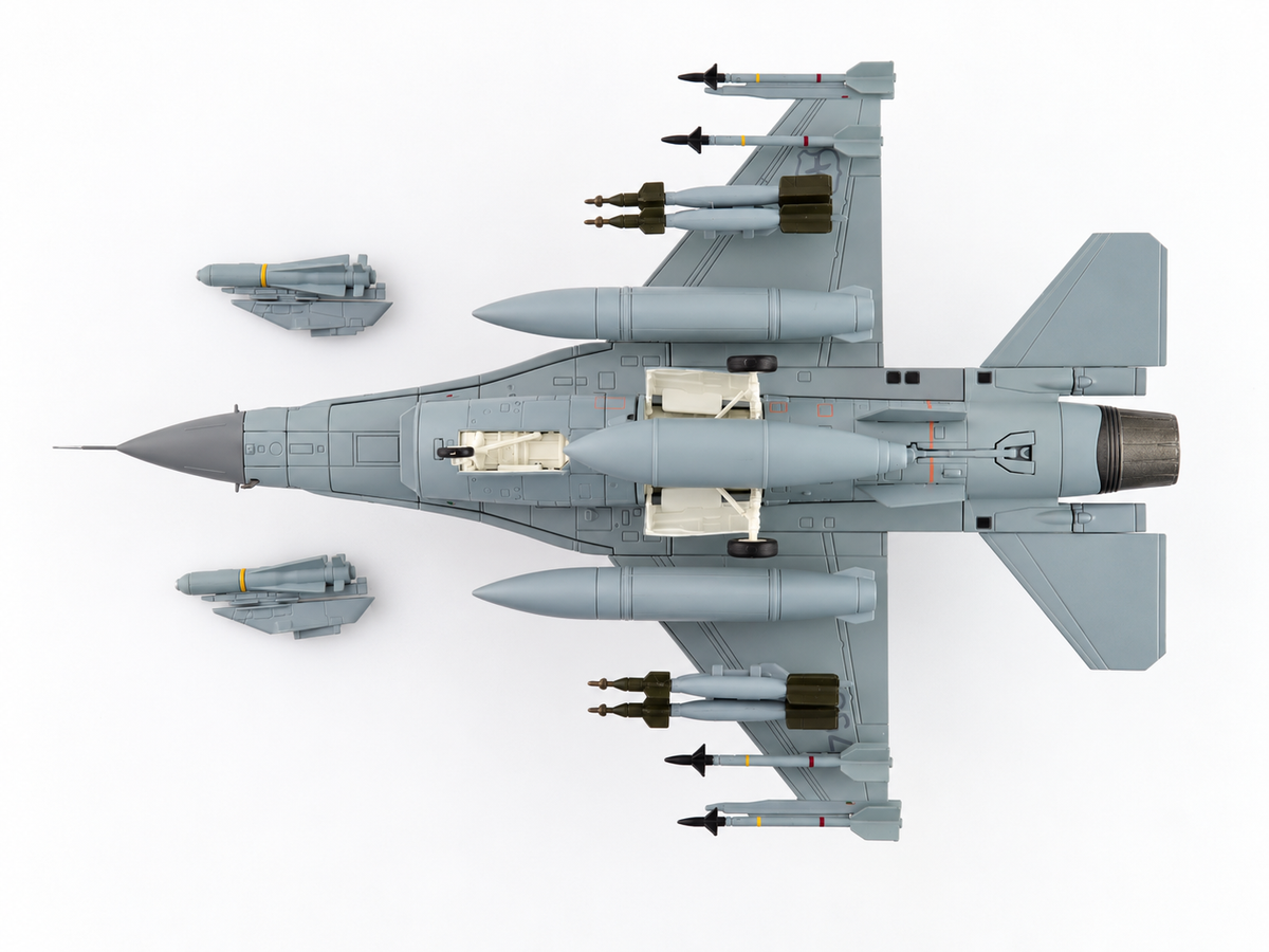 F-16 MLU FACH 1:72 (21 cm)