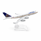 B747 United 1:400 (16 cm)