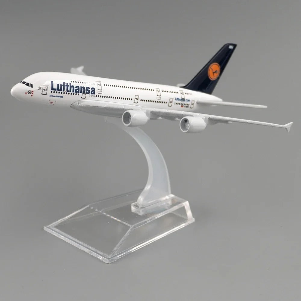 A380 Lufthansa 1:400 (16 cm)