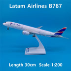 Latam Boeing B787 1:200 (30 Cm)