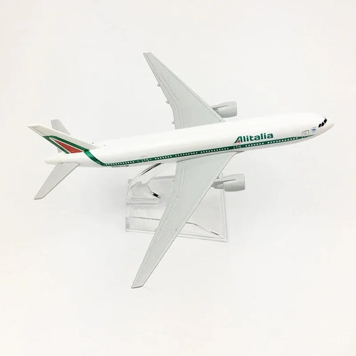 B777 Alitalia 1:400 (16 cm)