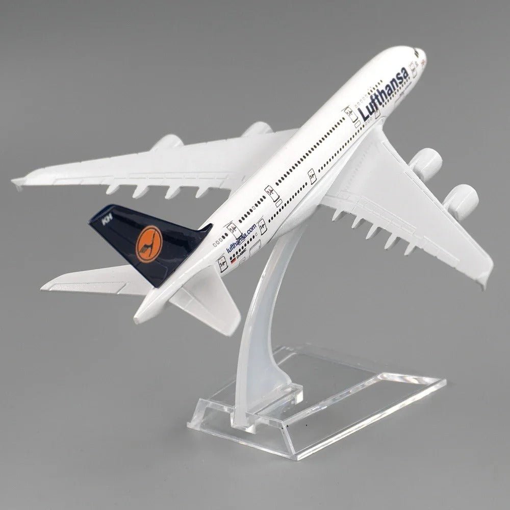 A380 Lufthansa 1:400 (16 cm)