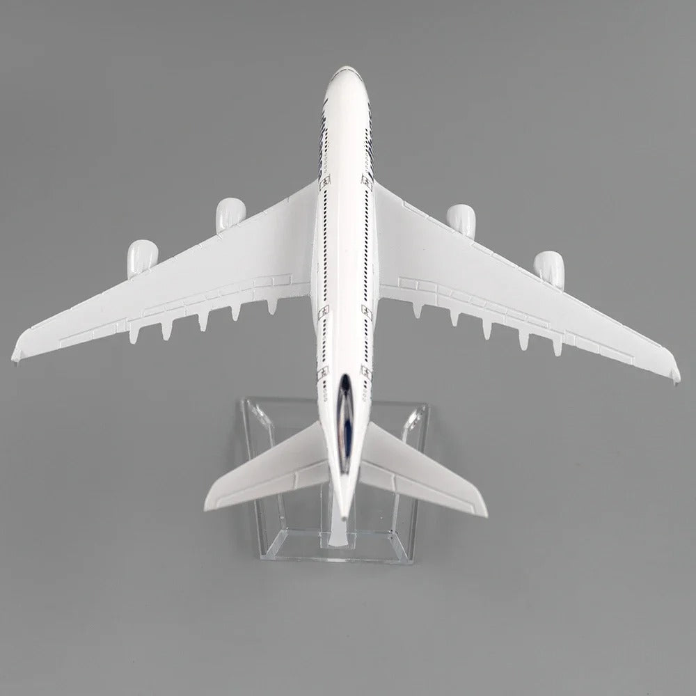 A380 Lufthansa 1:400 (16 cm)