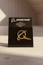 Pin Boeing prateado