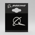 Pin Boeing plateado