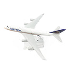 B747 United 1:400 (16 cm)