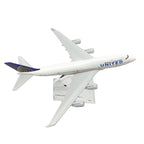 B747 United 1:400 (16 cm)
