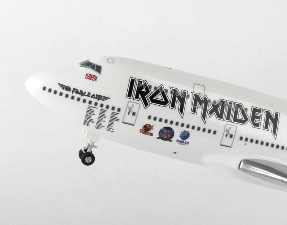 Iron Maiden Boeing 747-400 1:200 (35 cm)